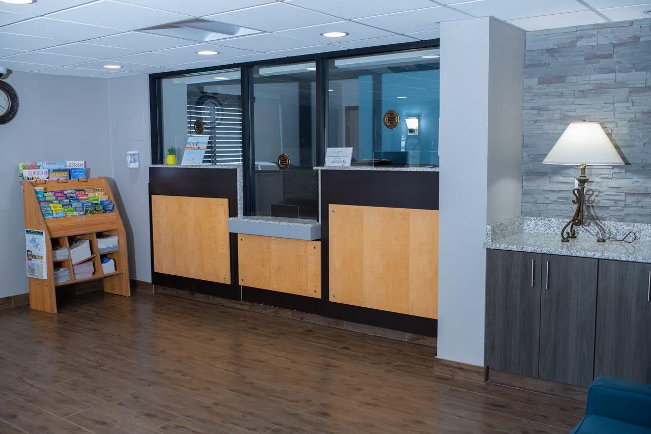 Americinn By Wyndham Madison Wi Exteriör bild